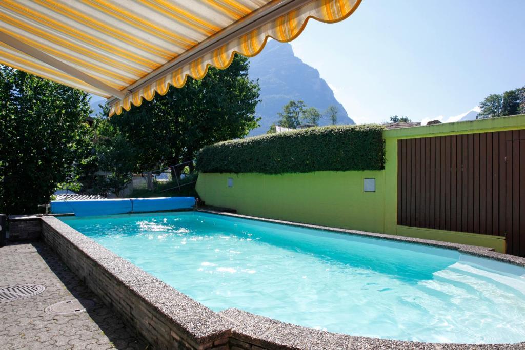 Hotel Krone Attinghausen エクステリア 写真